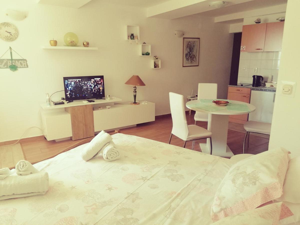 Apartment Lju On The Beach Split Exterior foto